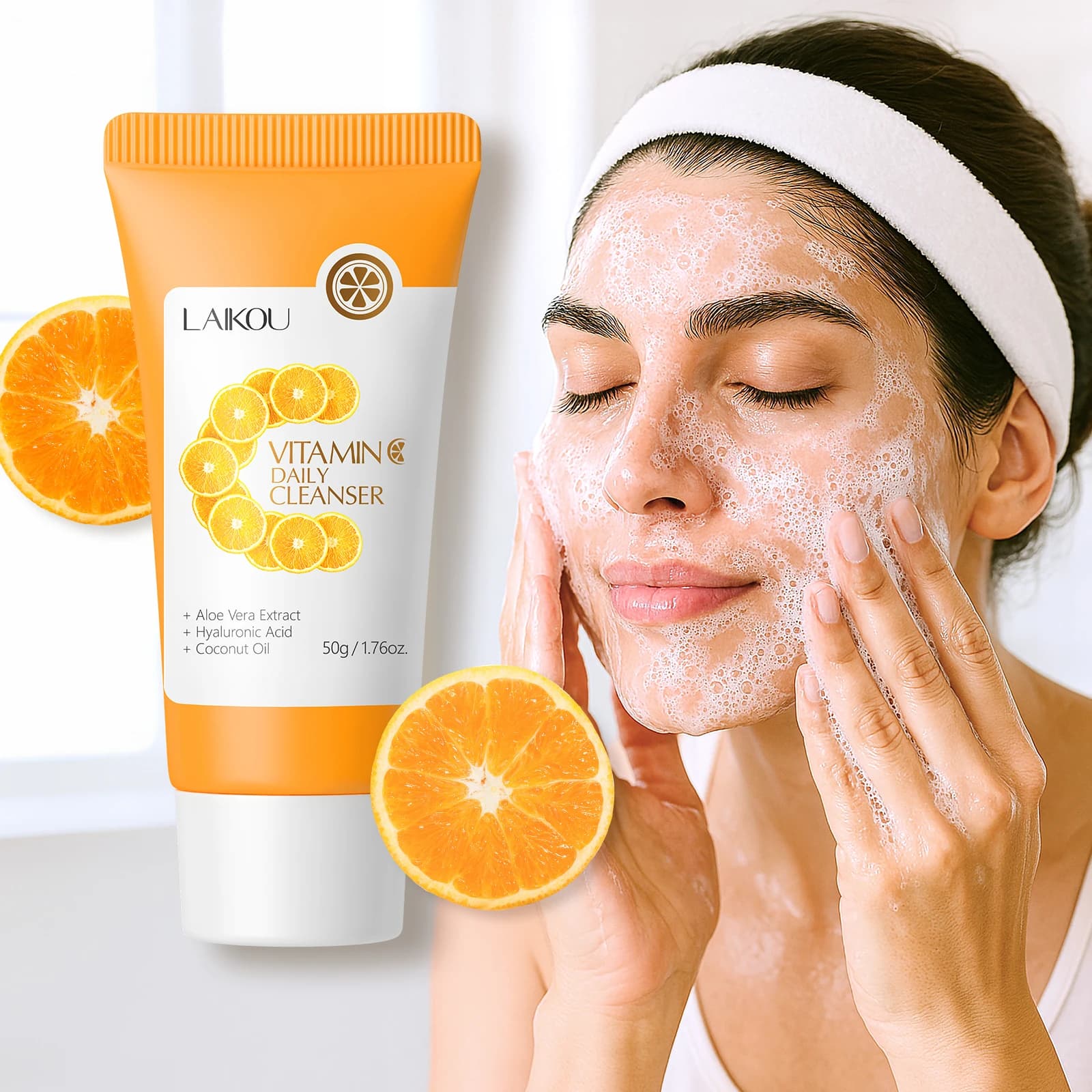 LAIKOU Vitamina C Detergente Quotidiano Schiarente Lavaggio del Viso Pulizia Profonda Idratante Tono Della Pelle Trattamento Uniforme