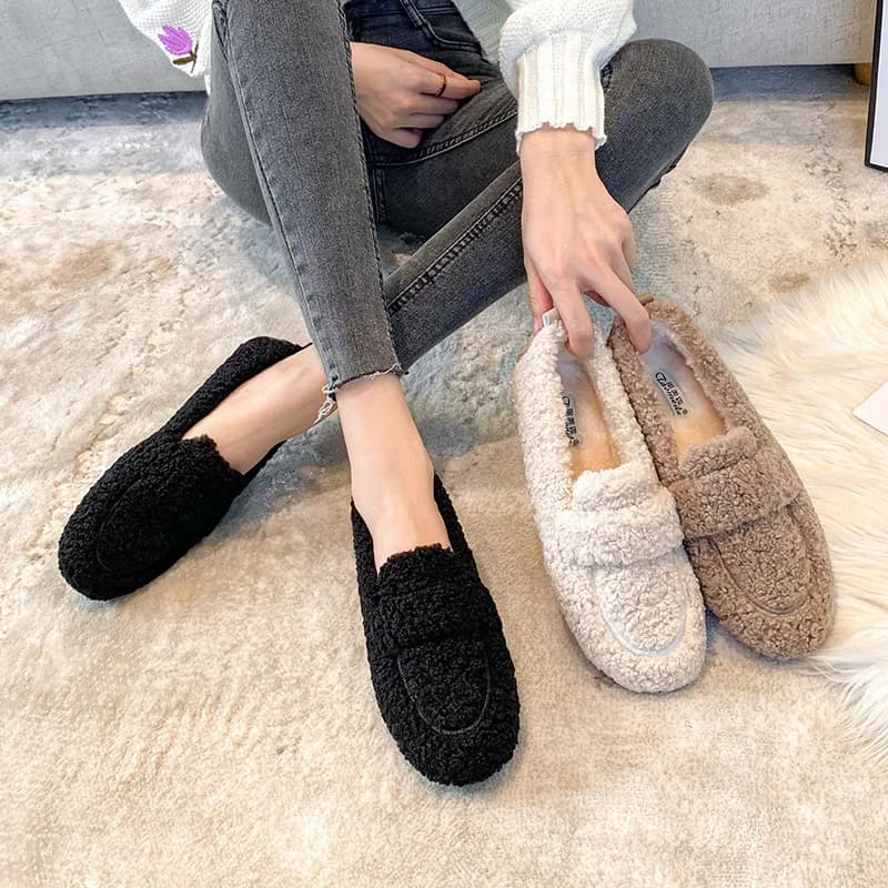 women's winter warm outdoor shoes plush design british style white snow boots Ladies' casual flats Large size 41-43