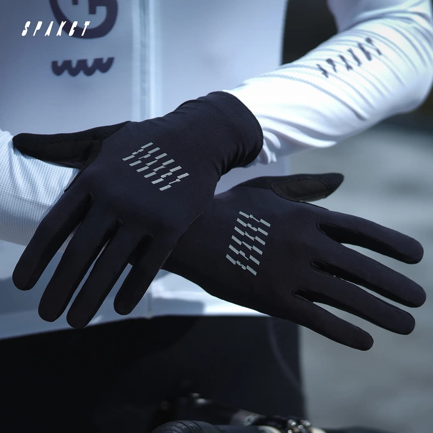 SPAKCT Joy Series Full Finger Bicycle Gloves Touch Screen Shock Absorbing Unisex Men Women Black Cycling Gloves Spring Autumn