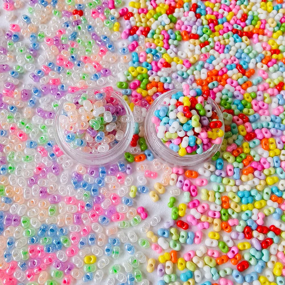 1000 pz 2*4mm Candy Macron Colore Misto Vetro di Arachidi Perline Sparse Per Il FAI DA TE Braccialetti A Catena Del Telefono Creazione di Gioielli impilare musica