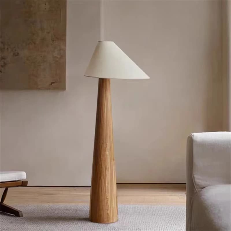 Lampada da terra conica in rovere Wabi Sabi Lampada da terra retrò Soggiorno Camera da letto Studio Lampada da scrivania in legno massello Lampada da comodino Decorazione della casa