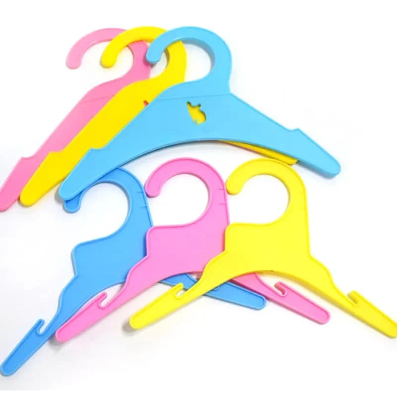 5 pz/set di Plastica Duro Cane di Animale Domestico Del Cucciolo del Gatto Vestiti Abbigliamento Cremagliera Appendiabiti 19 cm di Lunghezza Carino Moda per Animali Domestici Grucce