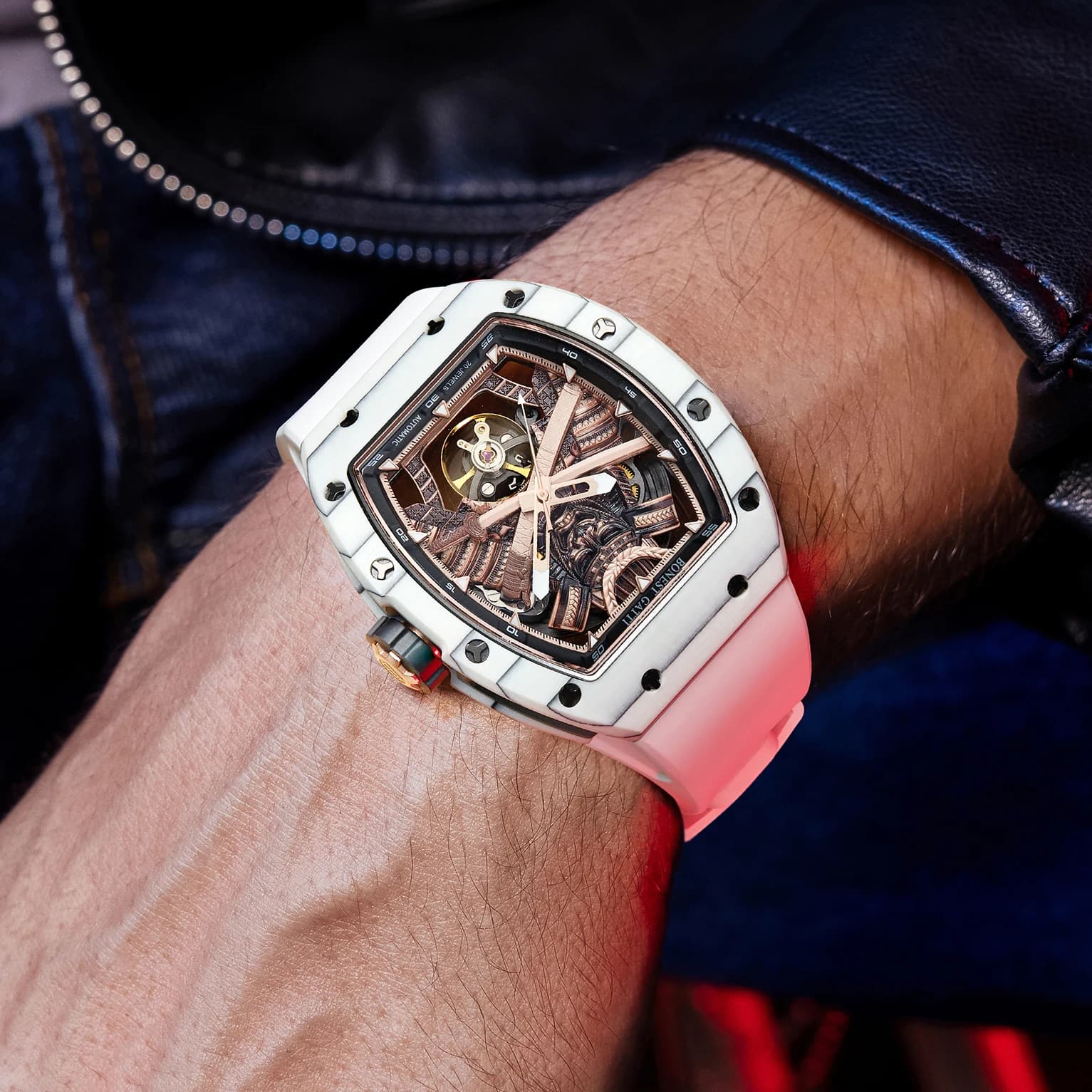 Orologio Automatico da Uomo BONEST GATTI, Meccanico Tonneau con Quadrante Scheletrato Luminoso, Lunetta in Fibra di Carbonio, Vetro Zaffiro