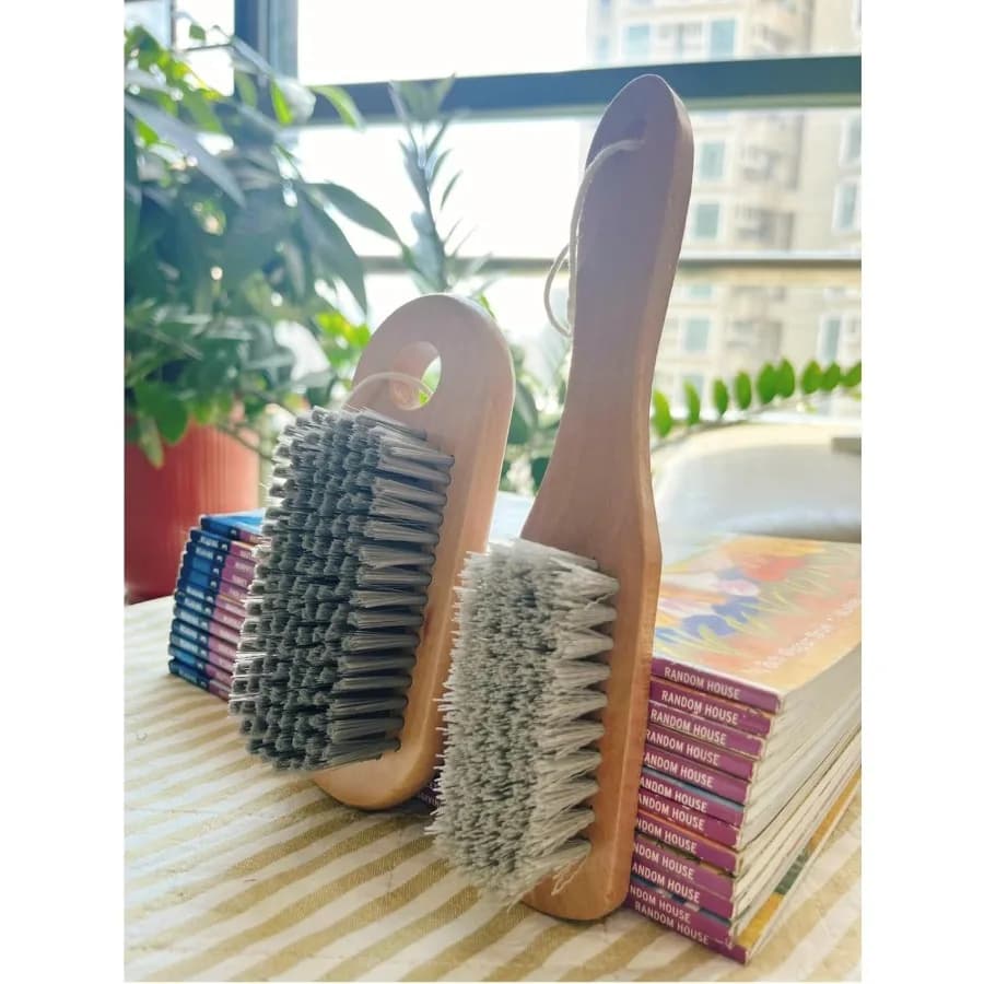 Spazzola per bucato in legno con manico lungo da 2 pezzi per scarpe, abbigliamento, smacchiatore, setole morbide per pulire, resistente e delicato