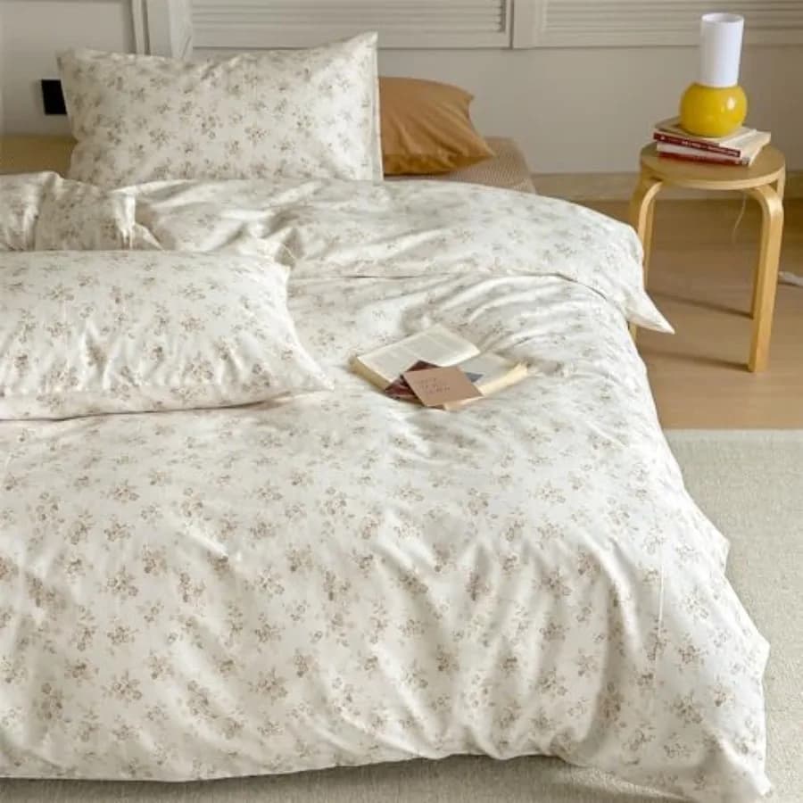 Queen Size Coquette Off White, Boho Cover in Light Cotton and Cute with Hidden Hinge