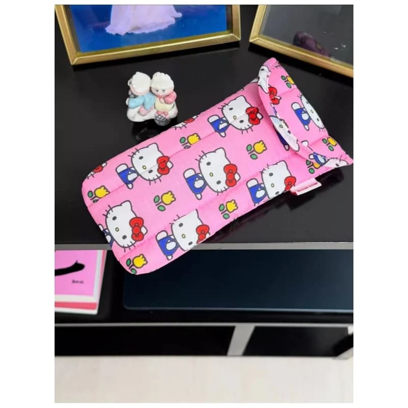 Borsa portaoggetti per occhiali Kawaii Hello Kitty Cartoon Girl Gift Clip Occhiali in cotone Kt Scatola di copertura protettiva Accessori donna all'ingrosso
