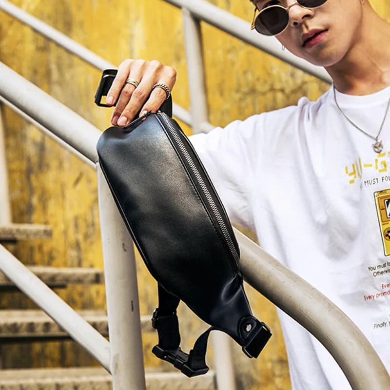 Fashionable Leather Waist Bag Small Chest Bag Korean Style Men's Outdoor Casual Crossbody Backpack New Trend in 2027 ita bag