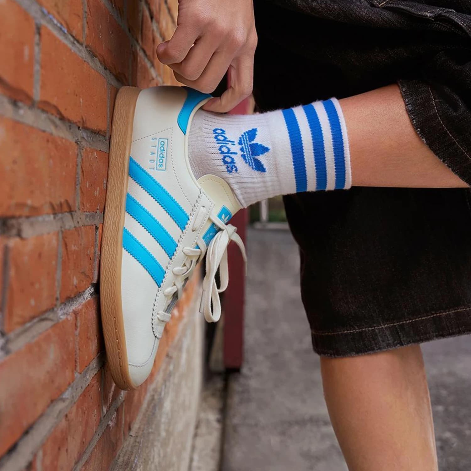 Adidas genuine Originals Unisex Fashion Low-Top Sneakers JR9566