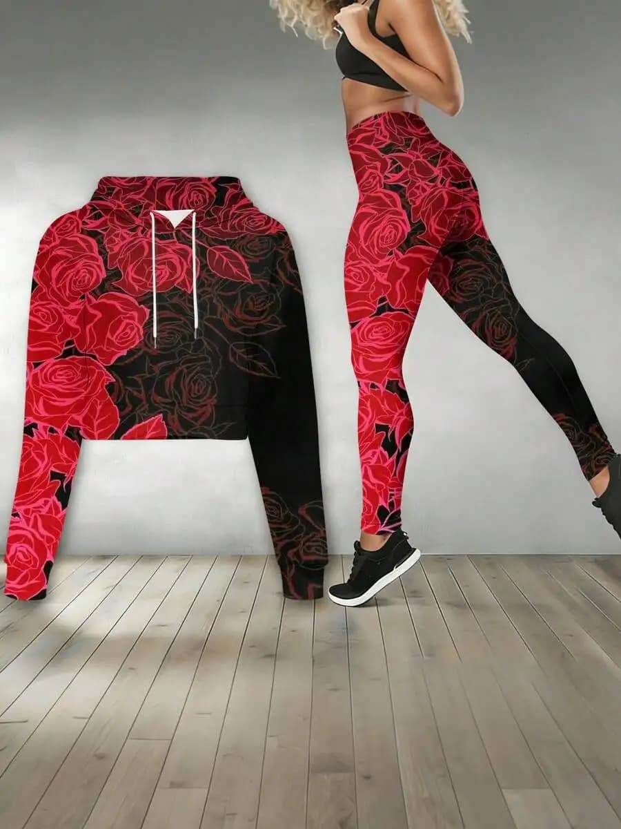 Set di felpa corta da donna e leggings a vita alta con stampa di rose rosse su sfondo nero, abbigliamento sportivo da yoga