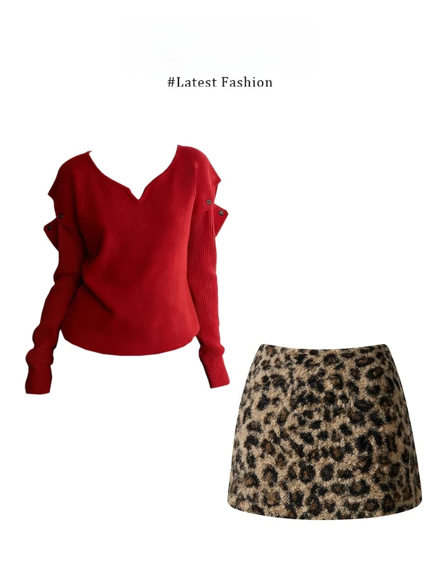 Set Due Pezzi Parkyeon Pure Desire per Donna: Maglione Rosso con Scollo a V e Spalle Scoperte e Gonna con Stampa Leopardata