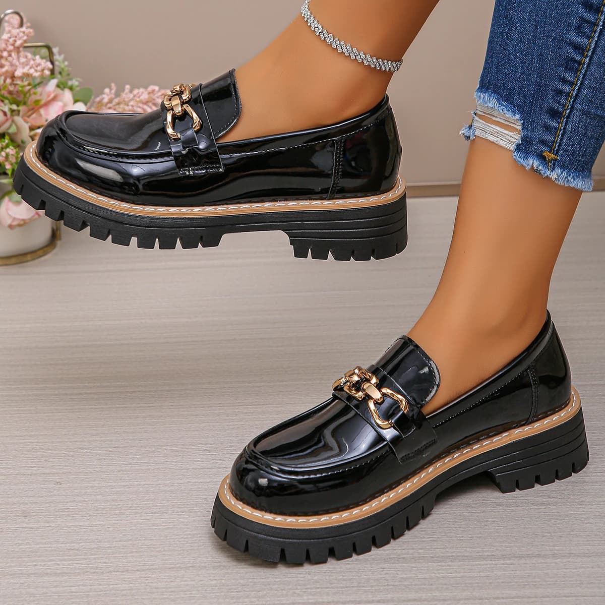 Scarpe da lavoro casual taglie forti primavera autunno per donna alla moda nuova punta tonda scarpa singola comoda antiscivolo con suola spessa sexy