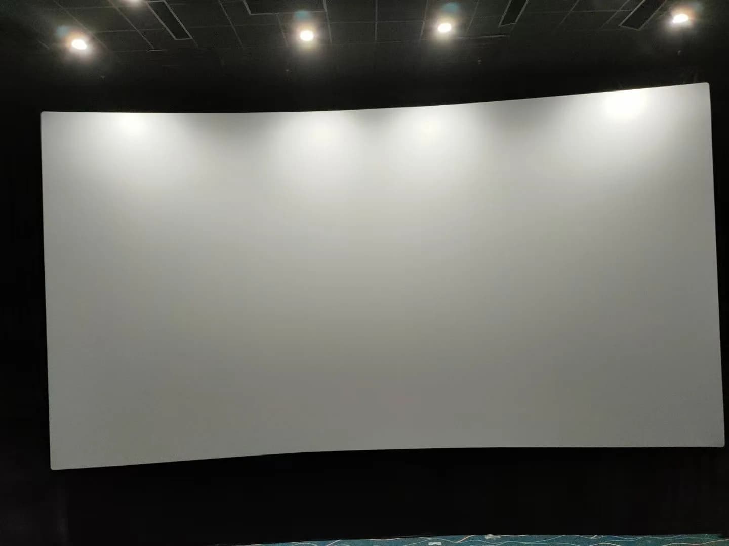 Schermo 3D trasparente con suono acustico da 0,5 mm con schermo per proiettore con suono acustico in tessuto traforato con tessitura in argento 3D