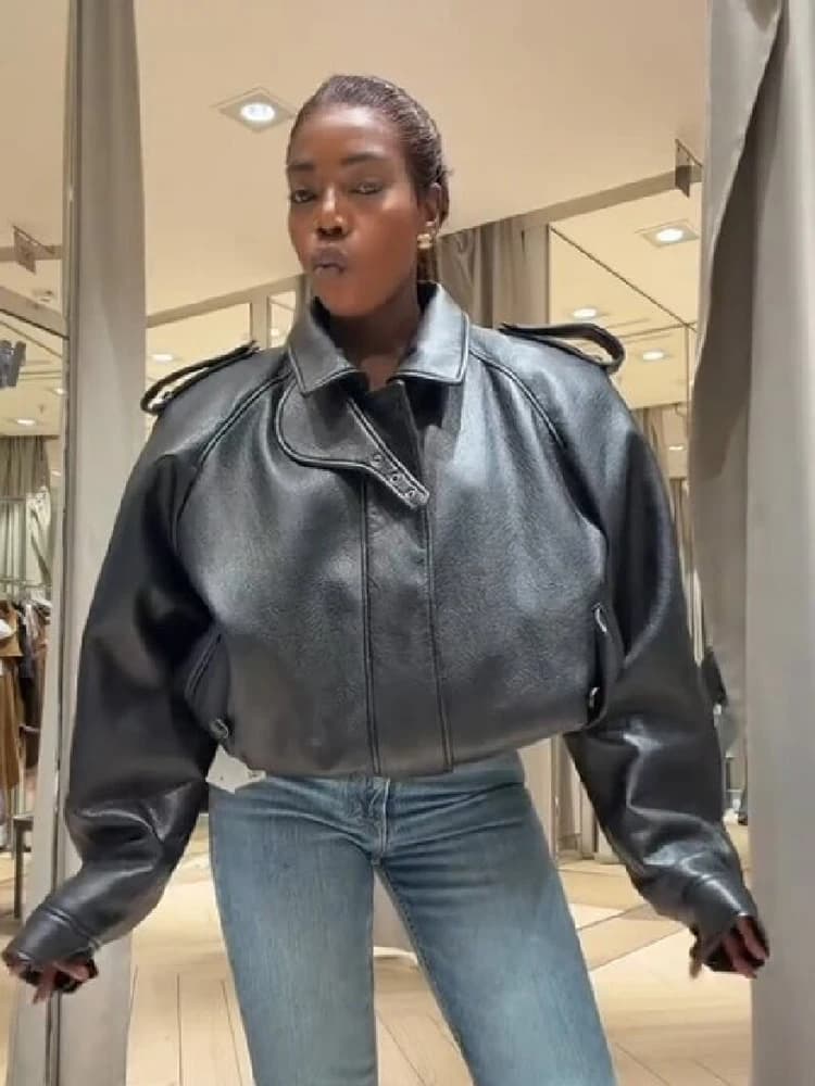 Chic Black Cropped Faux Leather Jacket Stand Collar Shoulder Epaulet Oversized Front Button Coat Vintage Women Street Outerwear