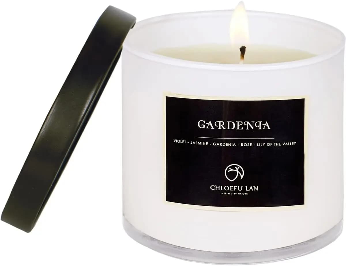Candela Profumata Premium alla Gardenia, 7.1oz | Candela di Soia Naturale a Lunga Durata (45 Ore), Decorazione per la Casa, Vaso in Vetro Bianco con Confezione Regalo