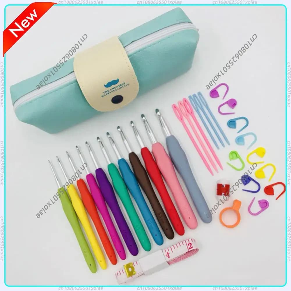 Set di 11 Ferri da Maglia con Manico in Gomma Colorata, Clip per Cucito, Aghi in Plastica, Forbici in Acciaio Inossidabile e Uncinetti