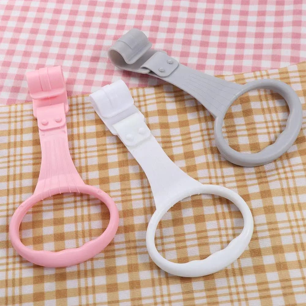 Hanging Ring Children's Bed Pull Ring Plastic Bed Accessories Learn To Stand Hand Pull Ring Creative Solid Color Baby Crib Hooks