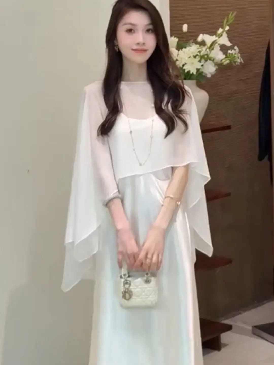Fashionable Asymmetrical Lightweight Women's Summer Sun Protection Clothing Breathable Chiffon Outerwear with Skirt
