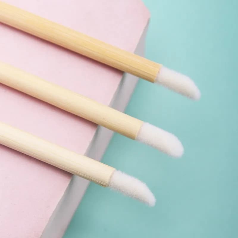 100/200pcs LipBrushes Kits Bamboo Handle Eyelash Brush Lipstick Gloss Wands Applicator Makeup Tool For Eyelashes Extension Tools