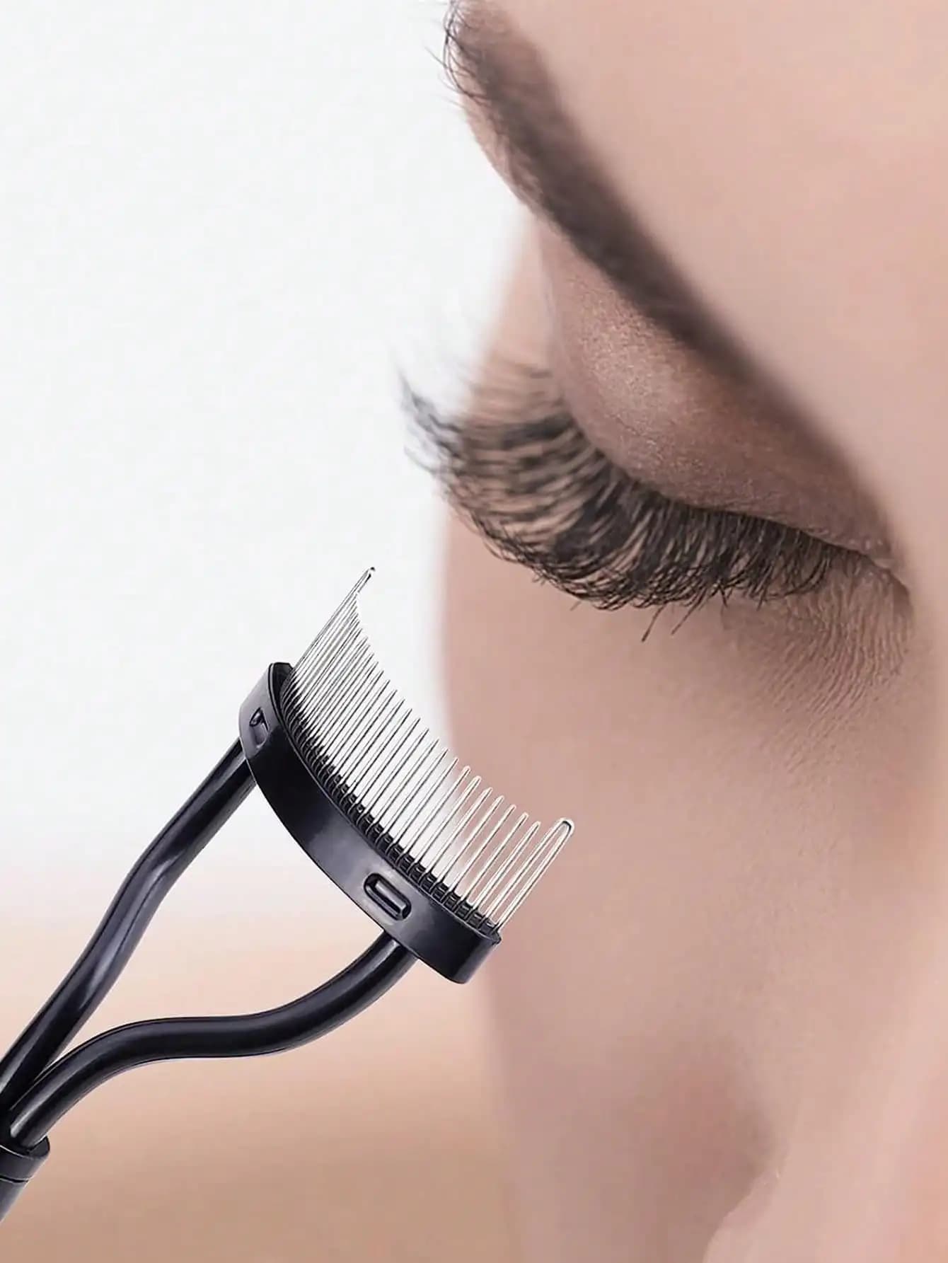 Eyelash combs, 1 piece, Eyelash Separator with straight stainless steel handle, Eyebrow Brush, Shade Brush, Spoolie, Spoolie Brush, Wipes