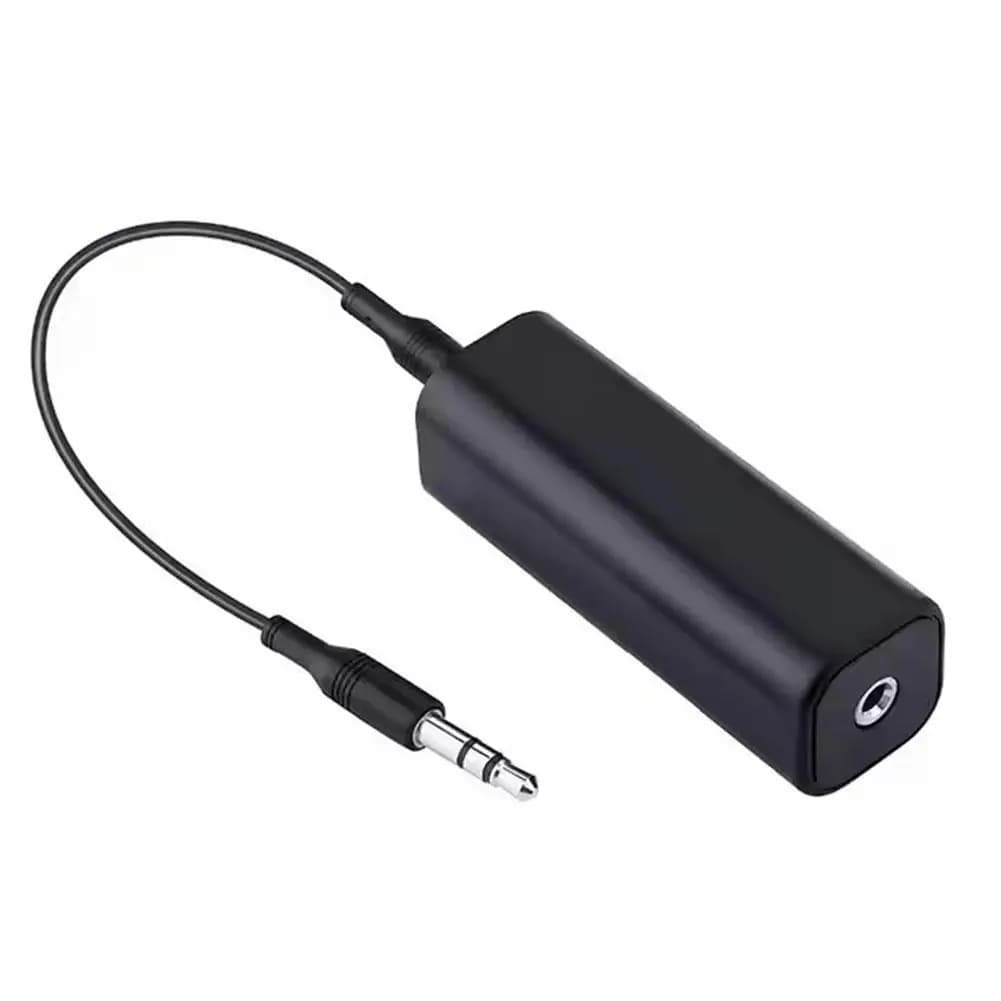 Linea di altoparlanti Filtro antirumore audio ausiliario da 3,5 mm Isolatore di rumore del loop di terra Elimina il sistema audio stereo per auto stereo domestico