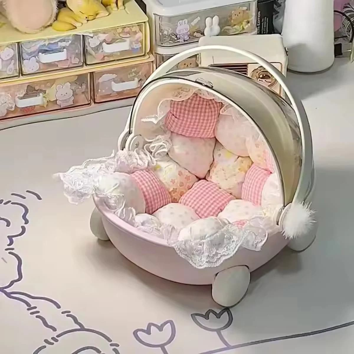 Scatola portaoggetti per passeggino per bambole Decorazioni per bambole per modulo spaziale Labubu Carrello per culla per bambole Accessori per mobili da letto per bambole