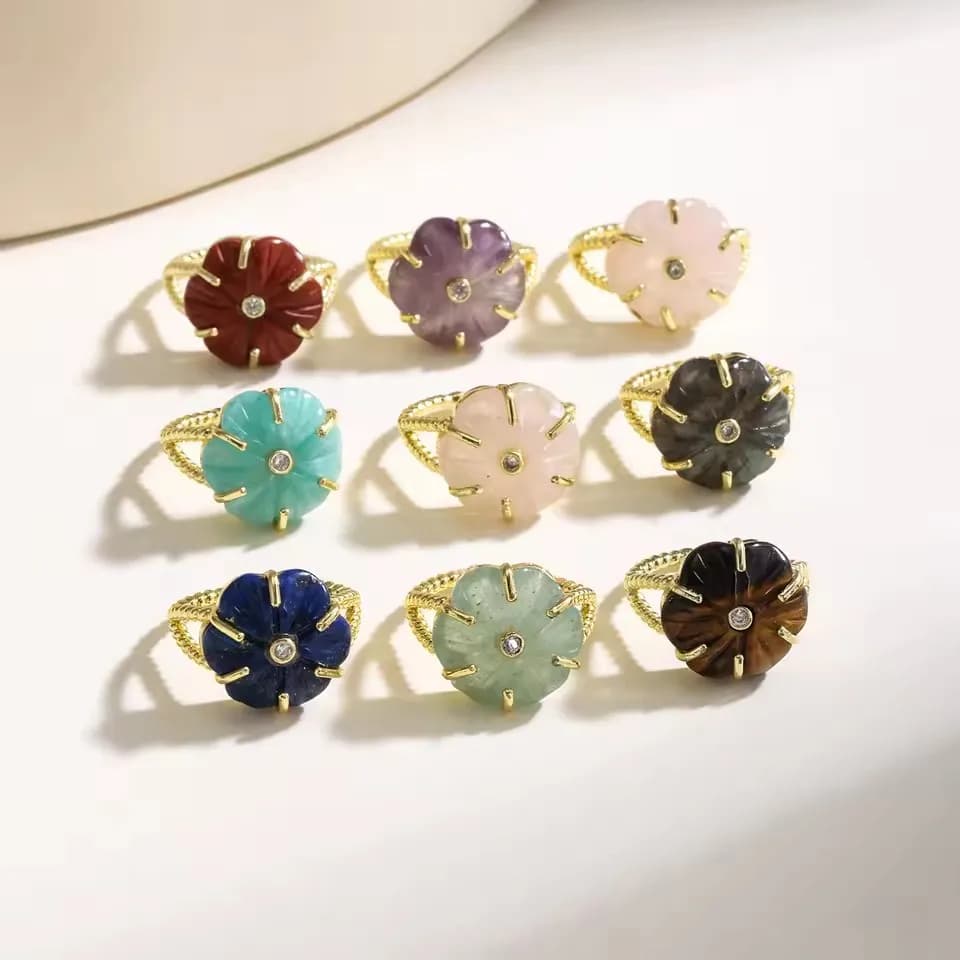 1pc Natural Stone Vintage Carved Flower Ring For Women Copper Twisted Band Stone Inlaid Adjustable Finger Rings Jewelry Gifts