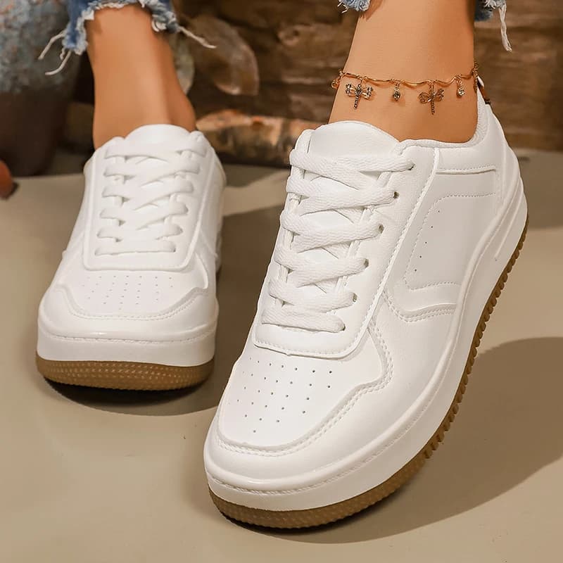 Scarpe da ginnastica bianche con plateau basso da donna 2026 Primavera antiscivolo con suola spessa Scarpe vulcanizzate Donna Plus Size Pu Leather Casual Sheos