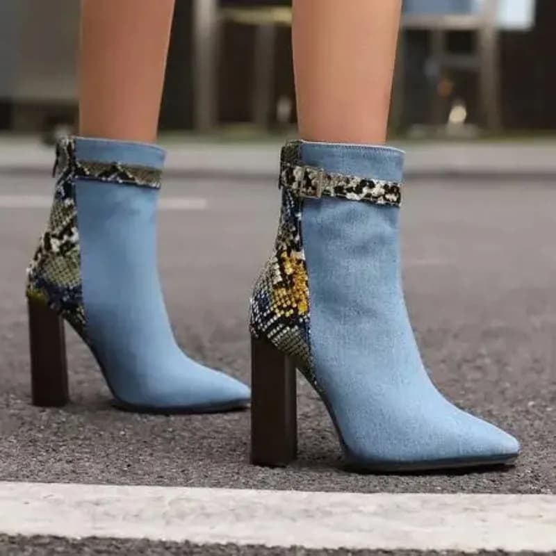 2024 autunno nuova moda colore misto stivaletti stringati per le donne europa America punta a punta tacco alto scarpe di grandi dimensioni 45 46 47