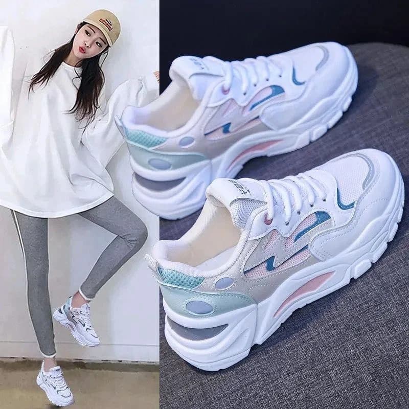 Fall 2026 Korean Style Dad Shoes Thick Bottom Sports Sneakers for Women Student Casual Street Fashion Low Top Canvas Shoes