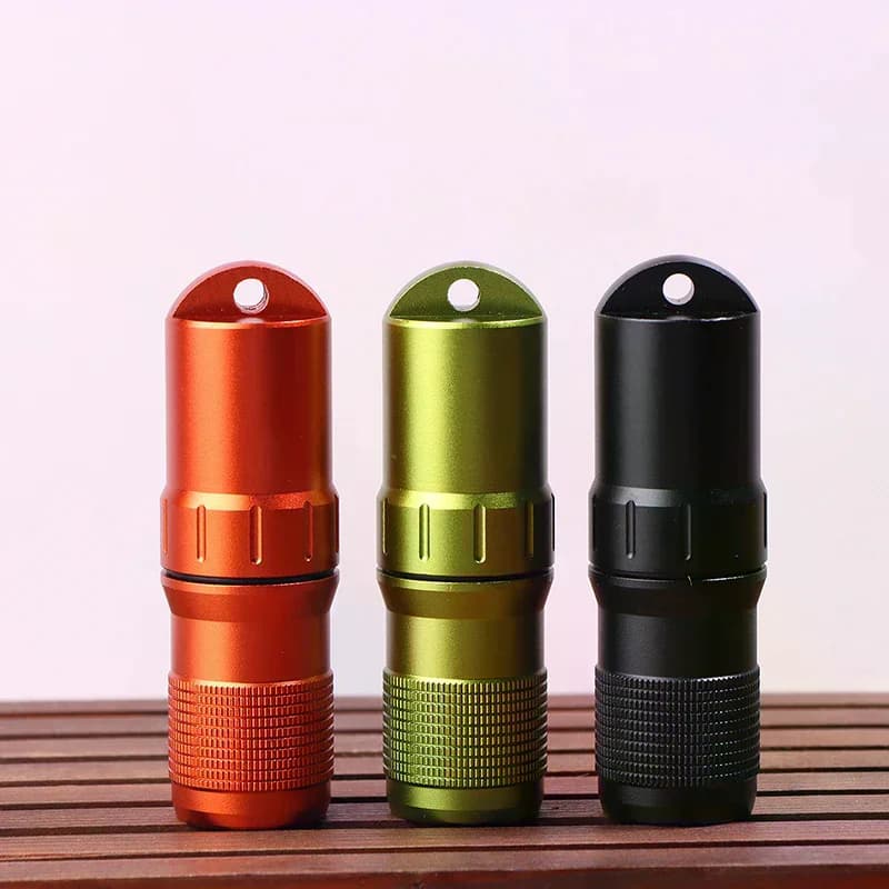 Portapillole portatile Contenitore EDC impermeabile Capsula ermetica in lega di alluminio Portapillole Portachiavi Portapillole da viaggio Organizzatore
