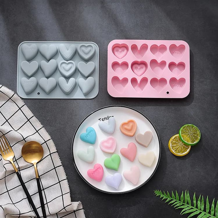 12 tipi di stampi in silicone a forma di cuore, 6 diverse forme, per cioccolato, caramelle, resina e torte