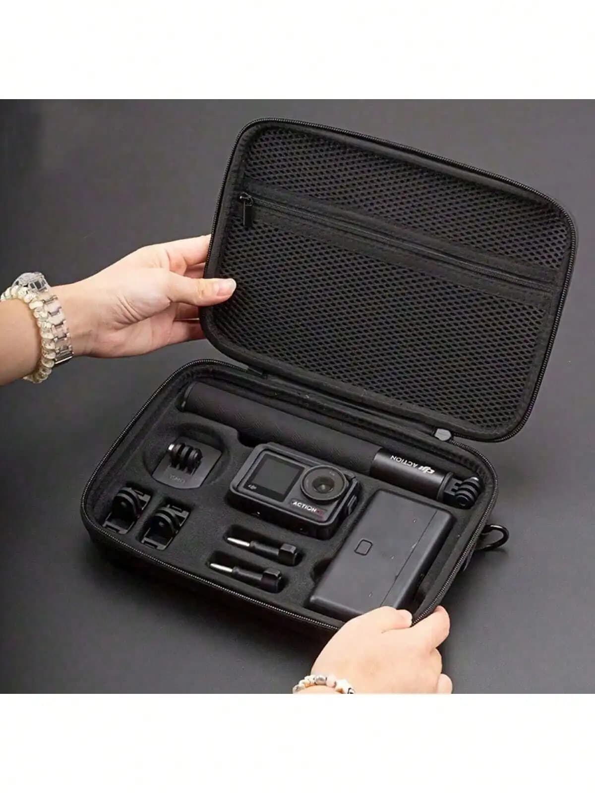 Adatto per accessori fotocamera Osmo Action 5 PRO 4, borsa portatile, borsa da viaggio, caricabatterie, supporto per batteria, selfie stick