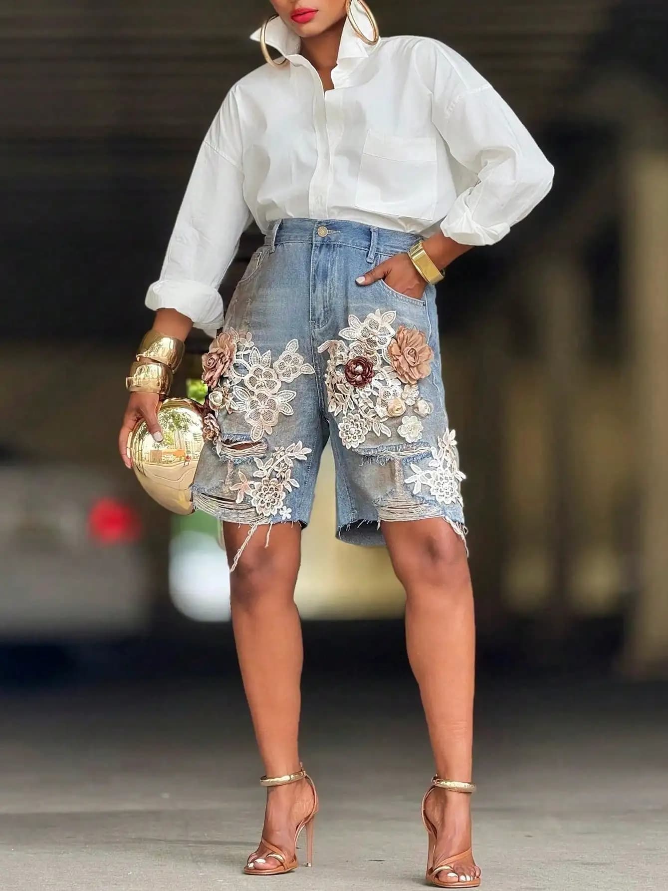 GLOURI Shorts in Denim da Donna con Applicazioni Floreali 3D, Vita Alta, Strappati e con Orlo Sfilacciato, Bermuda in Jeans