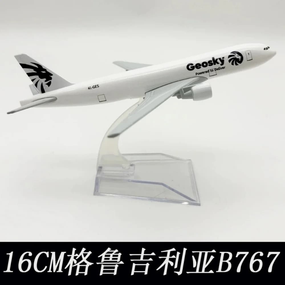 16cm Georgia B767 Toy Airplane Model Kit 1/400 scale Diecast Metal Airplane Model with Stand for Collections Displays or Gift