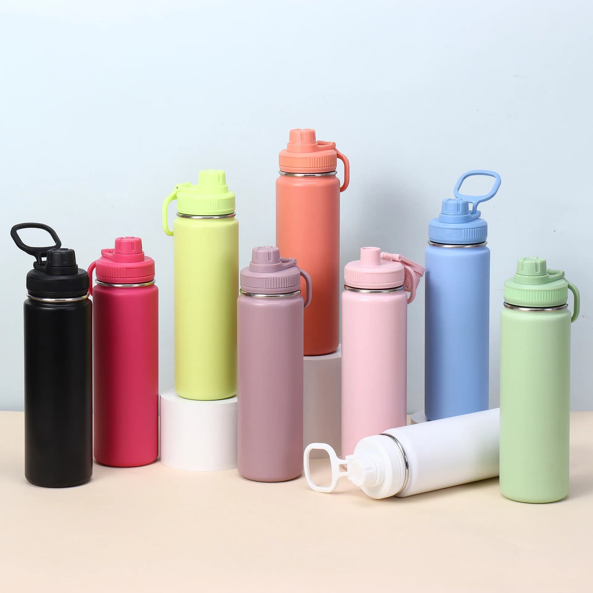 Thermos in acciaio inossidabile da 750 ml Bottiglia d'acqua Bicchiere isolato Boccette per vuoto per auto portatili Bollitore per bicchieri da viaggio all'aperto