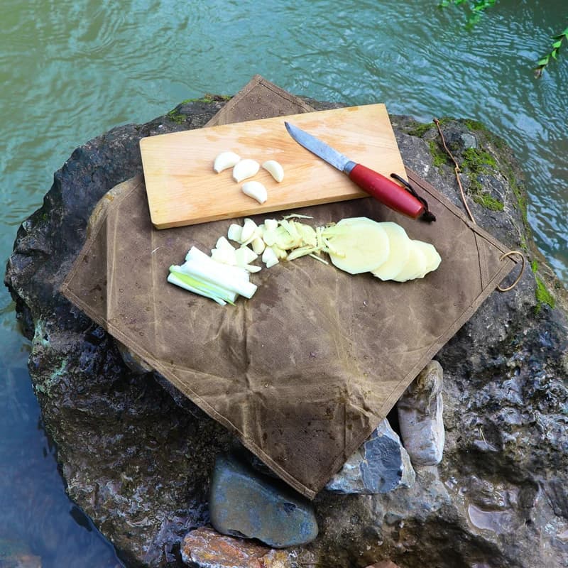 Bushcraft Outdoor Camping vassoio per alimenti a doppia faccia in legno massello Mini tagliere portatile tagliere impermeabile in tela cerata all'olio