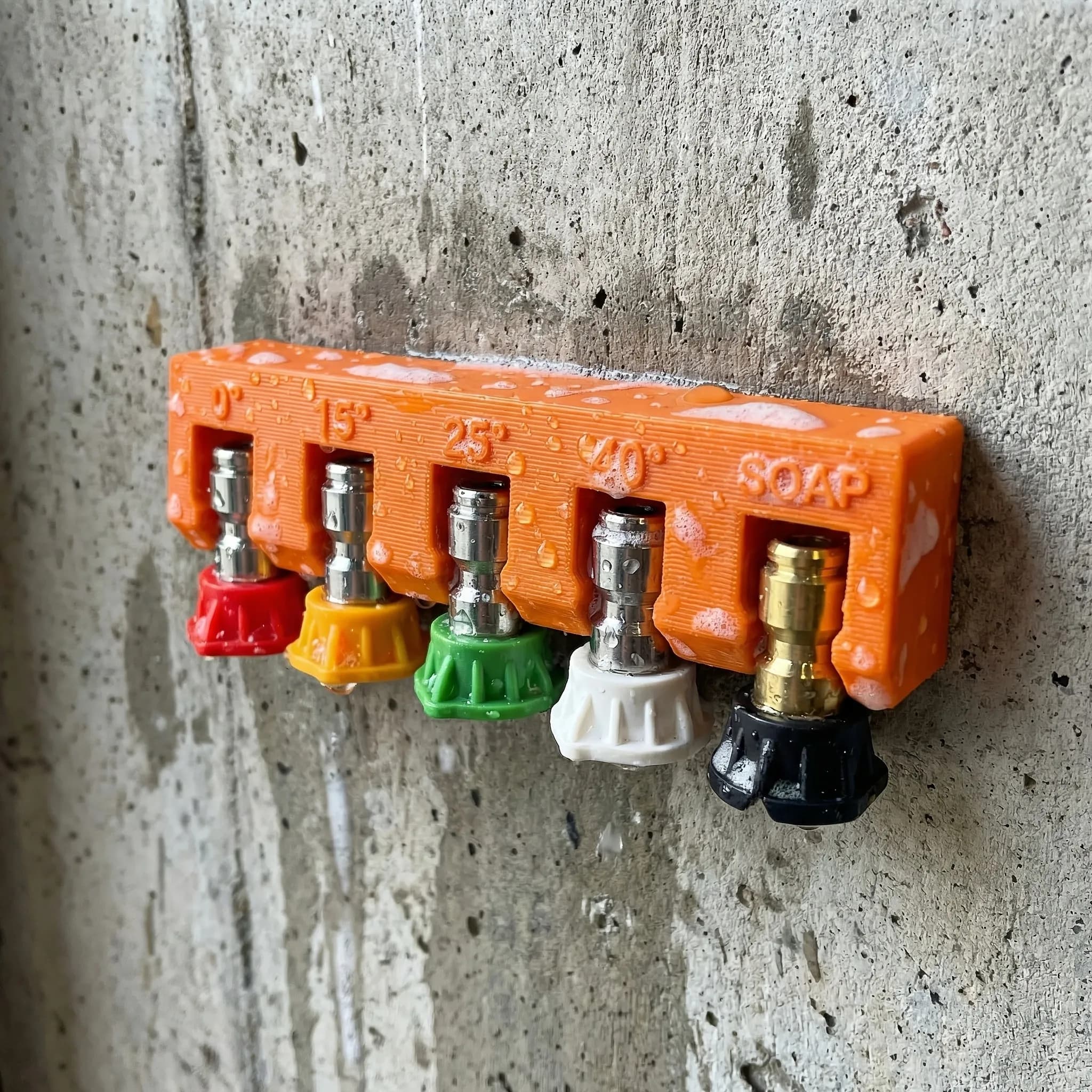 5-Port 1/4-inch Quick Connect High Pressure Washer Nozzle Storage Holder - Wall Mounted Nozzle Storage Holder with 0 ° 15 ° 25 ° 40 ° SOAP Angle Label, Car Wash Home Garage Universal Car Wash Accessories