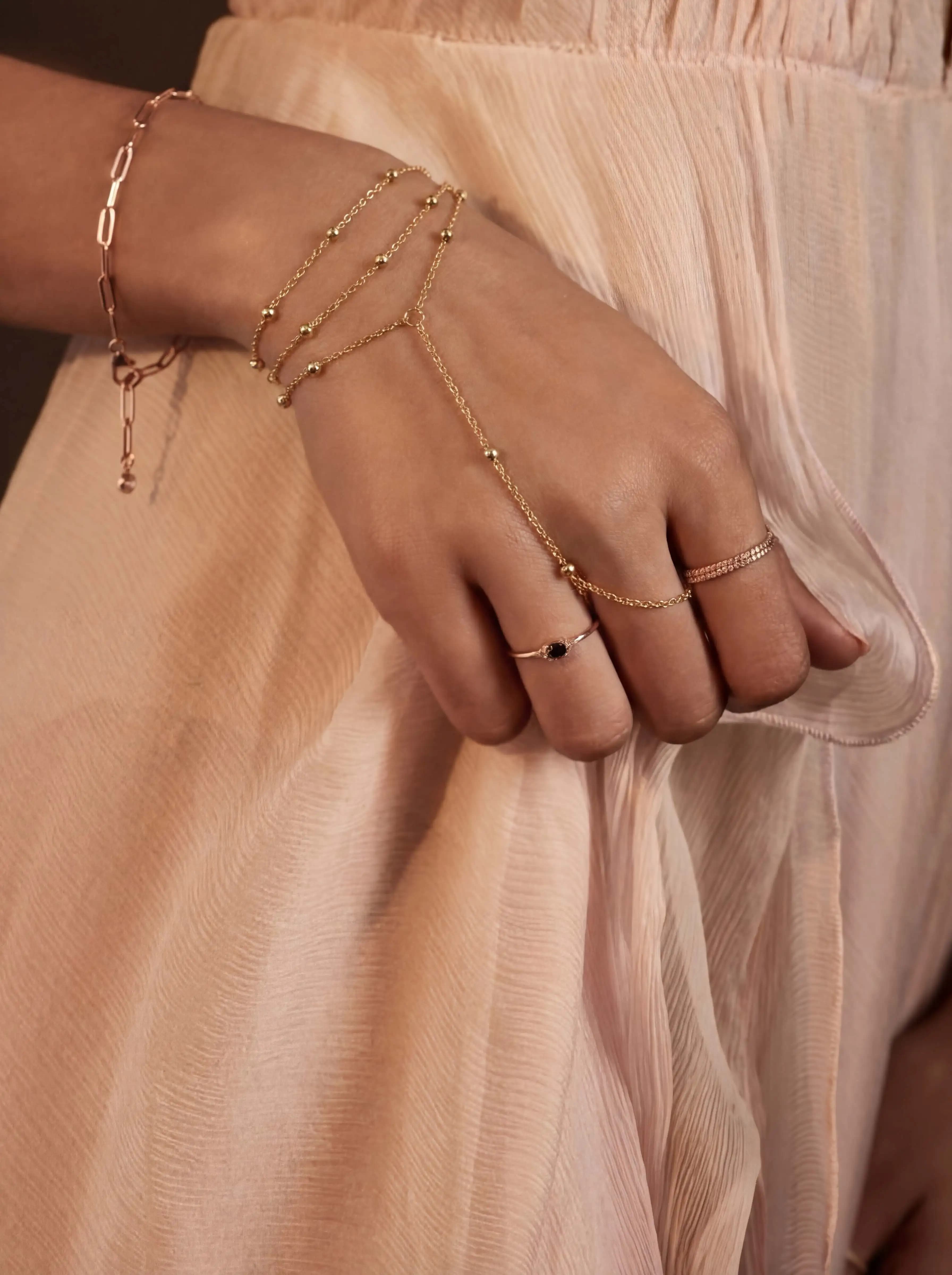 Bracciale a catena delicato color oro alla moda per donna, semplice catena a maglie sottili, braccialetto con imbracatura, anello, regalo di gioielli a mano