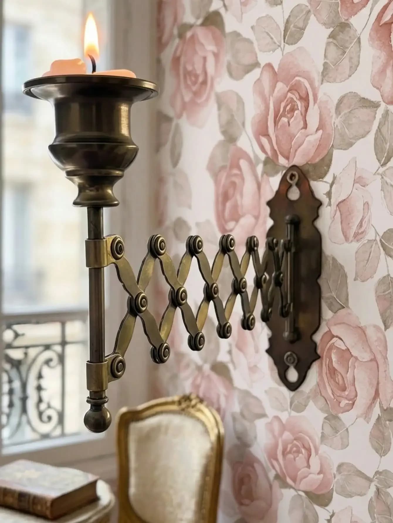 Portacandele regolabile da parete, applique in metallo allungabile per camera da letto, soggiorno, studio, sala da pranzo, portacandele pieghevole salvaspazio, decorazione rustica in ferro per la casa