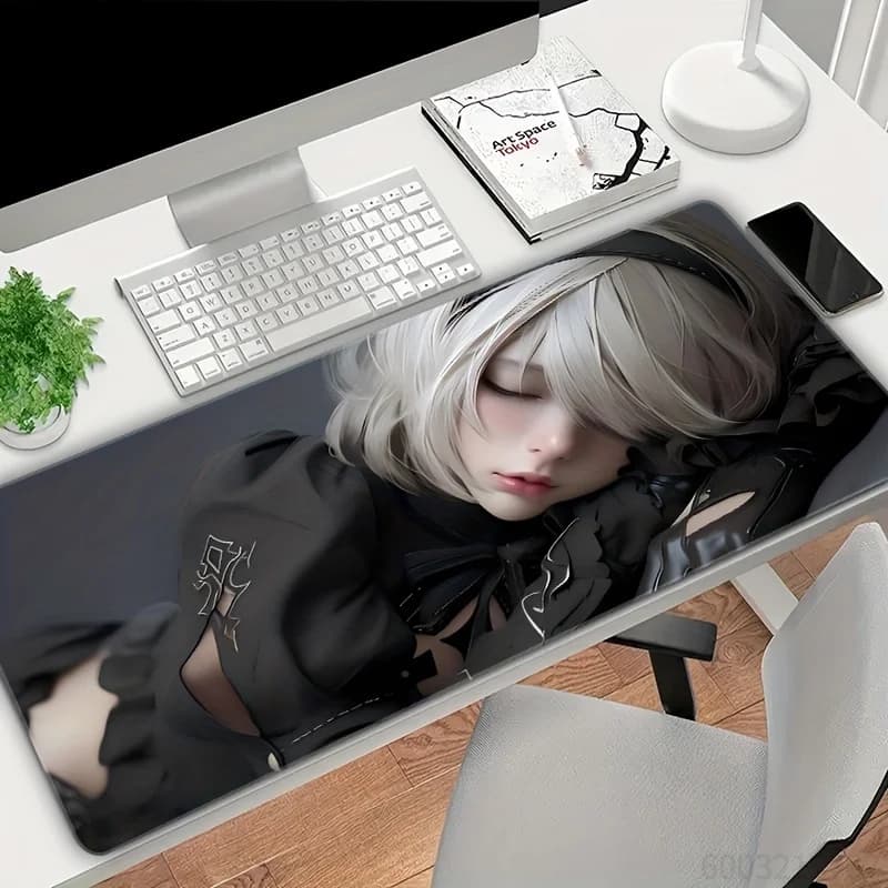 Tappetino per mouse a tema ragazza anime con capelli corti, base in gomma, grande, per giochi, tappetino per tastiera per computer e laptop, accessori, decorazioni per ufficio