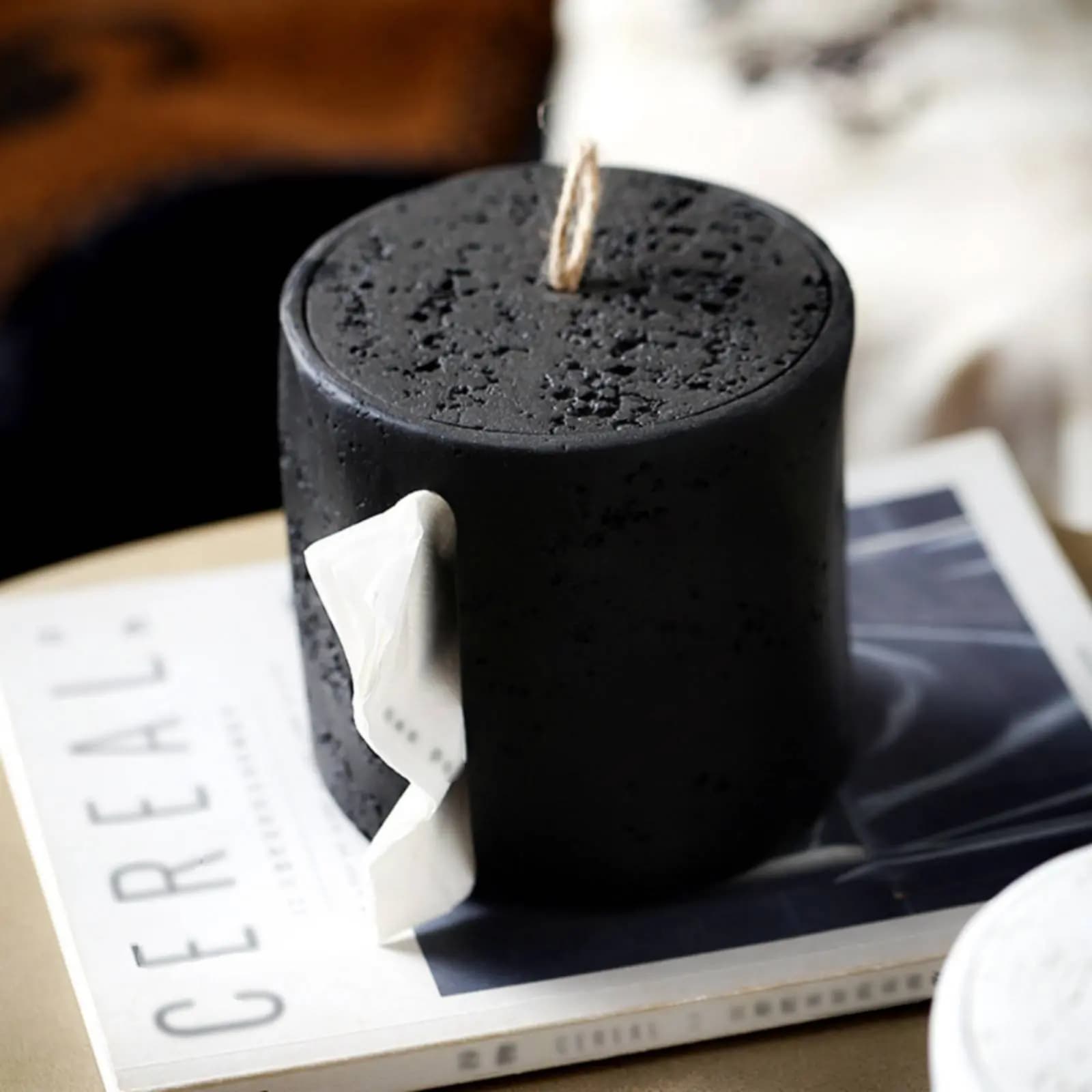 Portarotolo in Travertino Design Ecologico, Contenitore Rotondo per Carta Igienica, Scatola Cilindrica per Fazzoletti Fatta a Mano