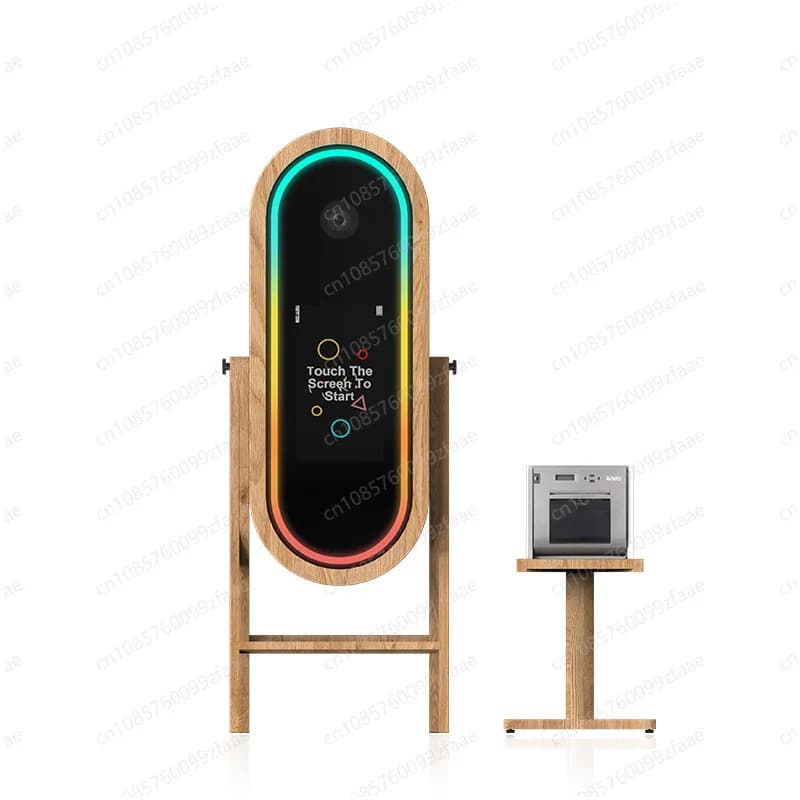 Specchio con venature del legno per fotocamera, adesivo per testa grande, stampante interattiva, cartello per esposizione aziendale nella cabina fotografica