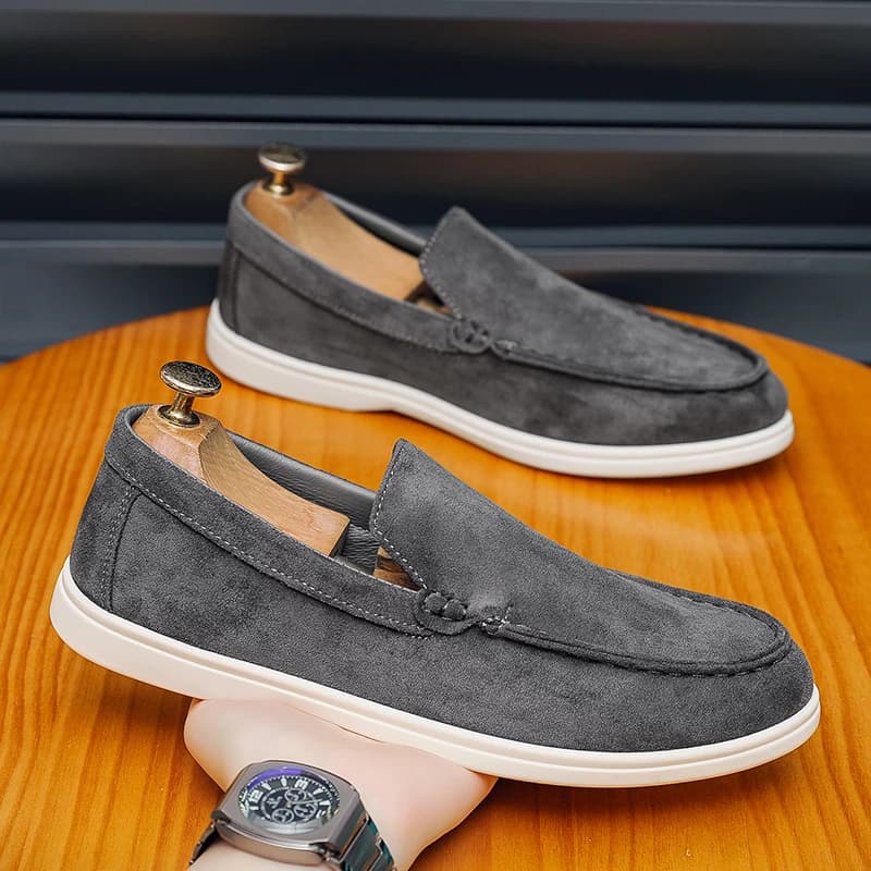 Nuovi Mocassini Slip-on in Camoscio 2026, Scarpe Casual Comode, Leggere e Antiscivolo, alla Moda per la Guida