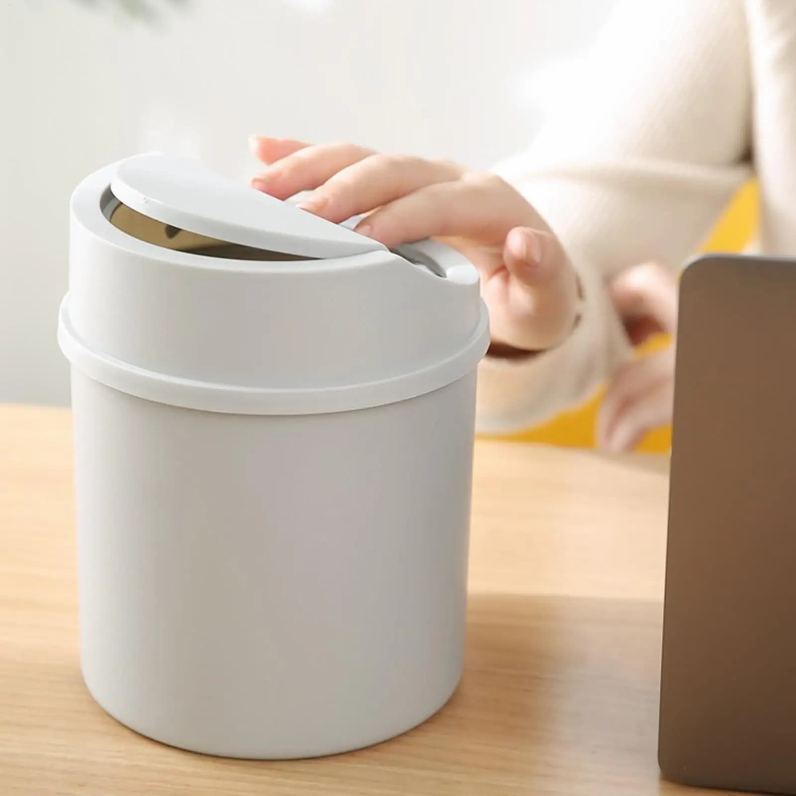 Mini Desktop Bin Small Trash Can Tube with Cover Litter Box Garbage Bin Wastebasket Portable for Bathroom Bedroom Classroom