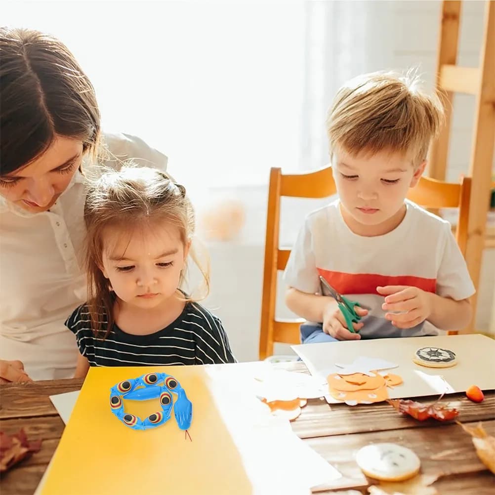 Set di 8 Serpenti Snodabili in Plastica, Giocattoli Educativi Divertenti per Bambini, Scherzi, Gadget per Feste, Figure di Rettili Realistiche e Flessibili