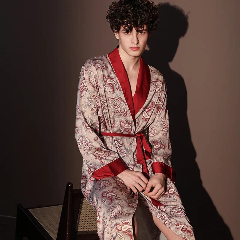 High Quality Satin Pijama Summer Men's Dress Ice Silk Men's Jumpers Nightwear Long Sleeved Maschile Vestaglie Four Seasons Yukata