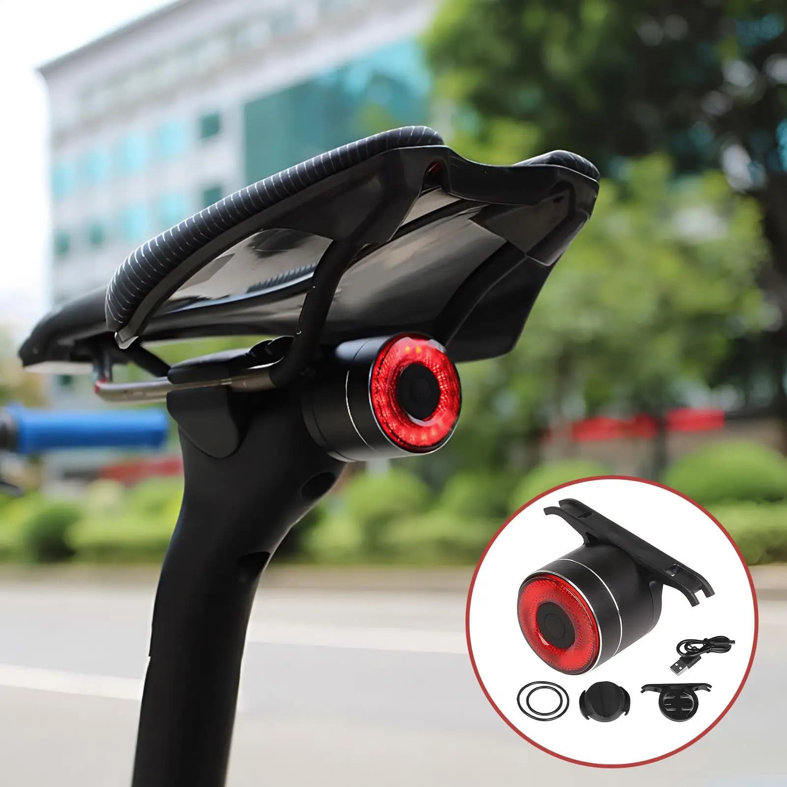 Fanale posteriore per bici Fanale posteriore per bici a LED intelligente Lampada di rilevamento del freno impermeabile per la guida su strada di montagna Pendolarismo quotidiano in campeggio all'aperto
