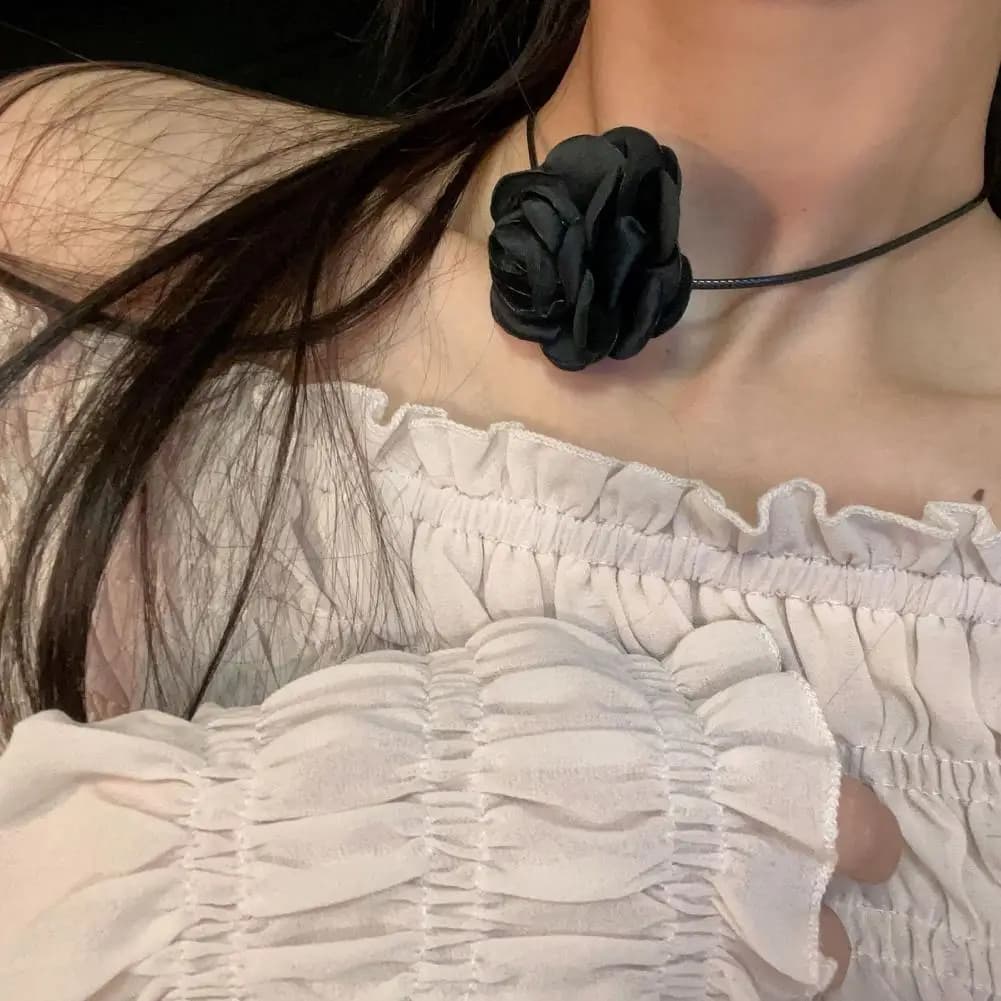 Collana girocollo da donna con fiore rosa 3D Retro Nero Bianco Elegante collana con colletto con cinturino regolabile con lacci Forniture per feste