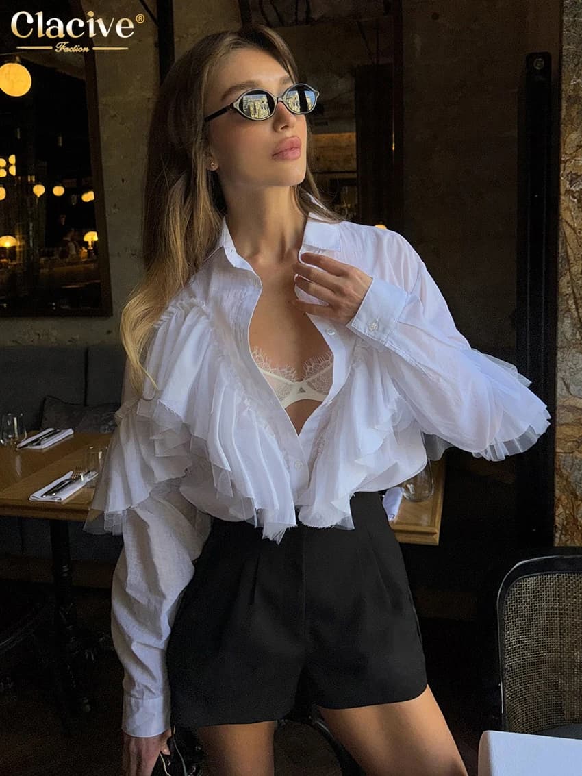 Clacive Camicia da donna bianca allentata moda 2025 Camicie casual a maniche lunghe con risvolto Elegante classico con volant Solid Top Abbigliamento femminile