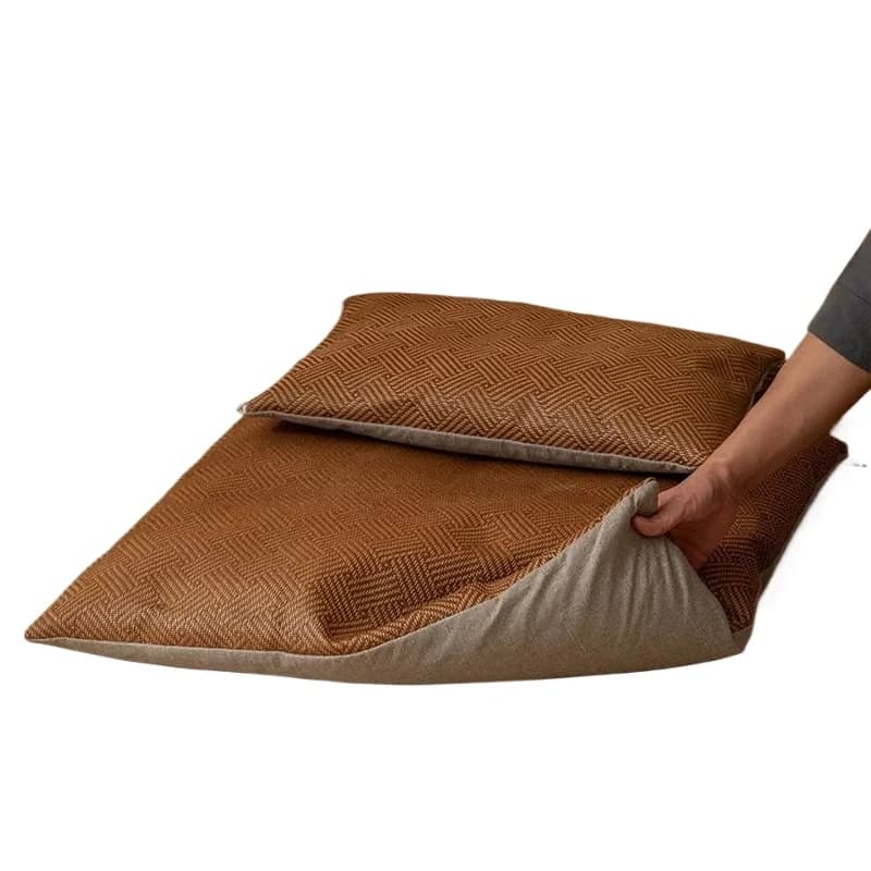 Play cushion, futon play meditation cushion